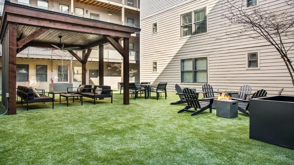 Two Cozysuites Alluring Music Row Condos W Parking Nashville